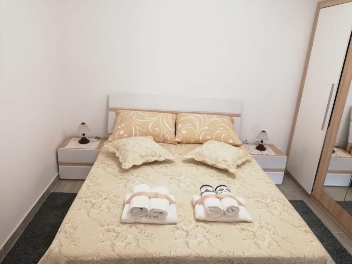Apartment White Пула Экстерьер фото